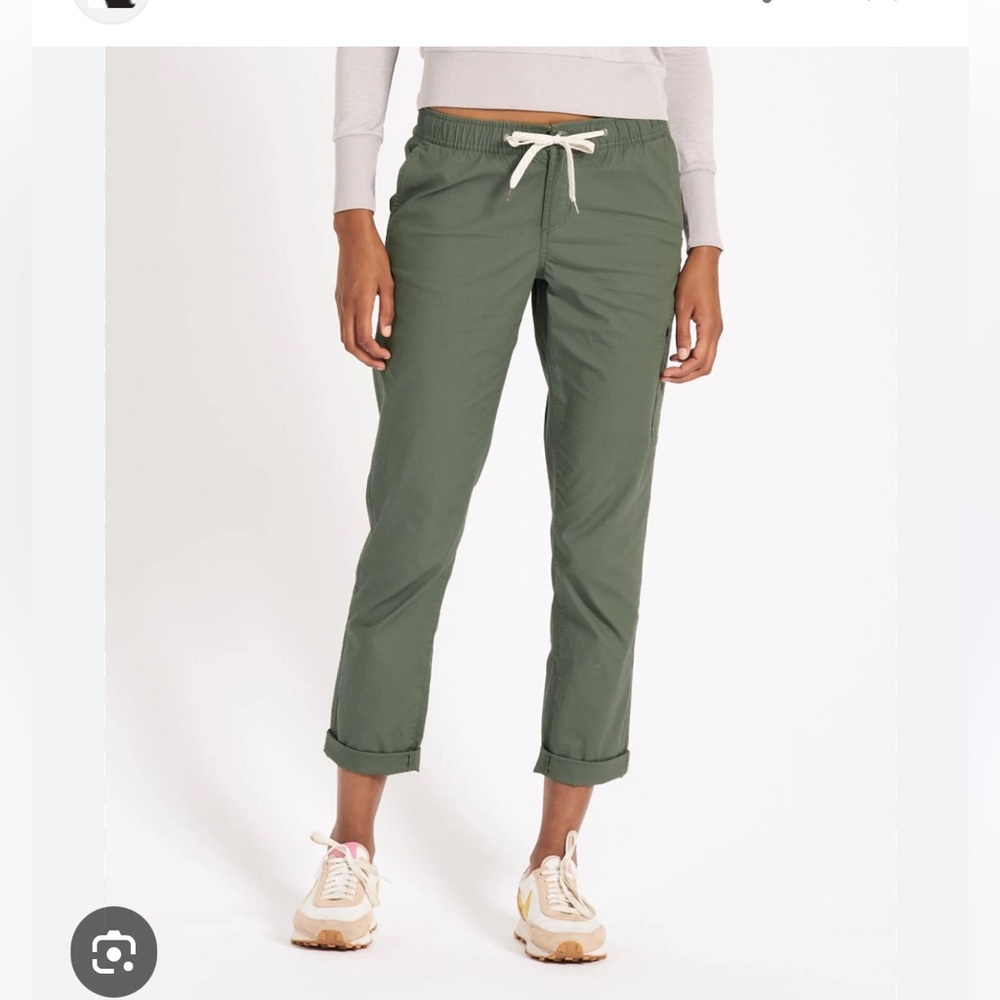 Vuori Cropped Ripstop Pants